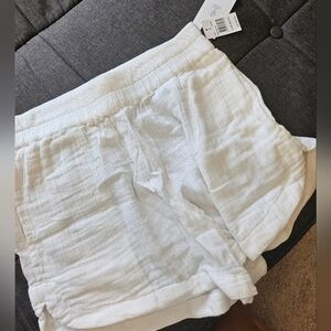 White Muslin Blanket